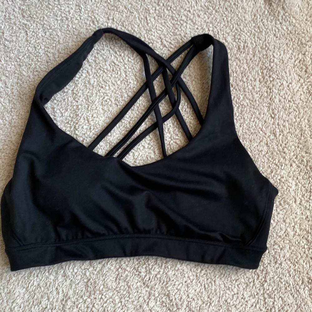 Victoria’s Secret black sports bra